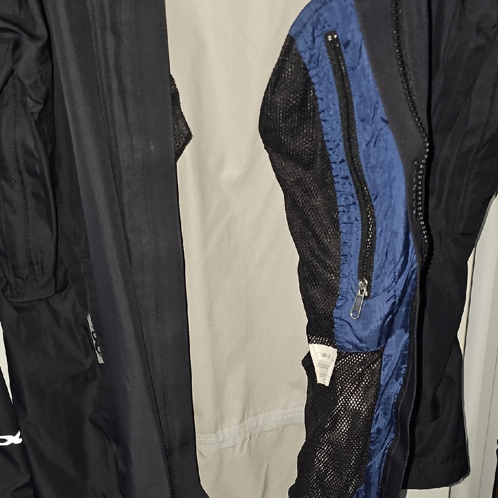 Marmot Black Hooded Jacket - Picture 3 of 4